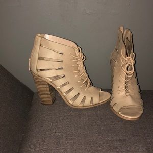 I’m moving and need to downsize my closet!